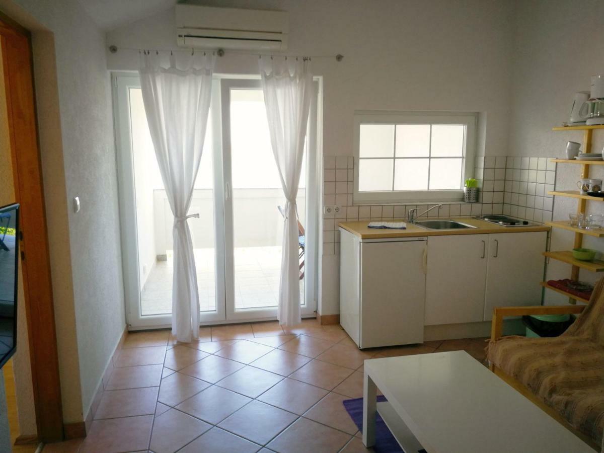 Family Friendly Apartments Island Rab Kampor Extérieur photo