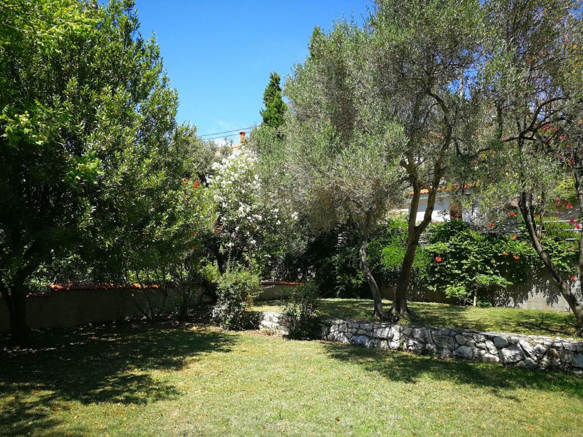 Family Friendly Apartments Island Rab Kampor Extérieur photo