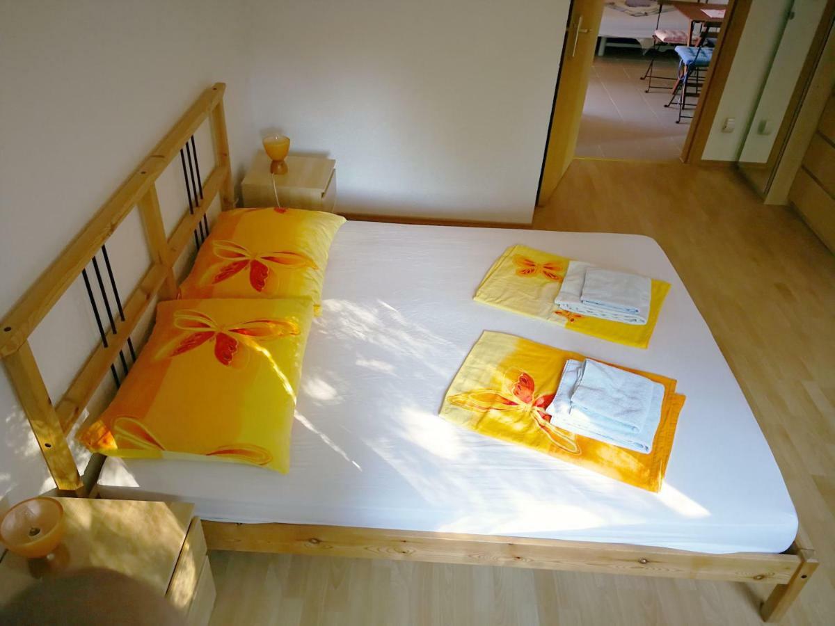 Family Friendly Apartments Island Rab Kampor Extérieur photo