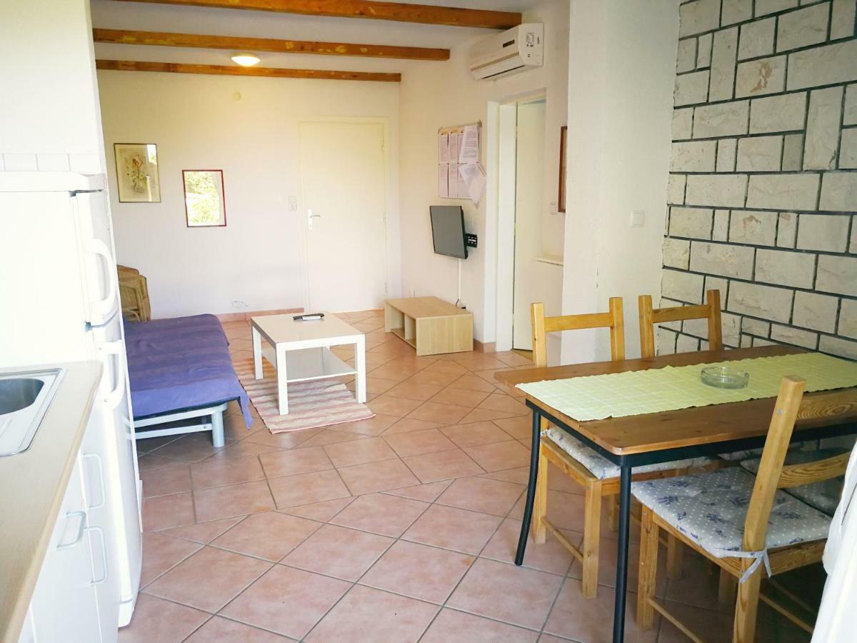Family Friendly Apartments Island Rab Kampor Extérieur photo