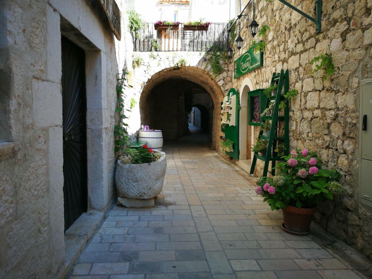Family Friendly Apartments Island Rab Kampor Extérieur photo