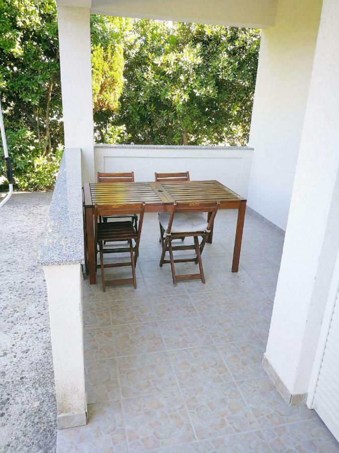 Family Friendly Apartments Island Rab Kampor Extérieur photo