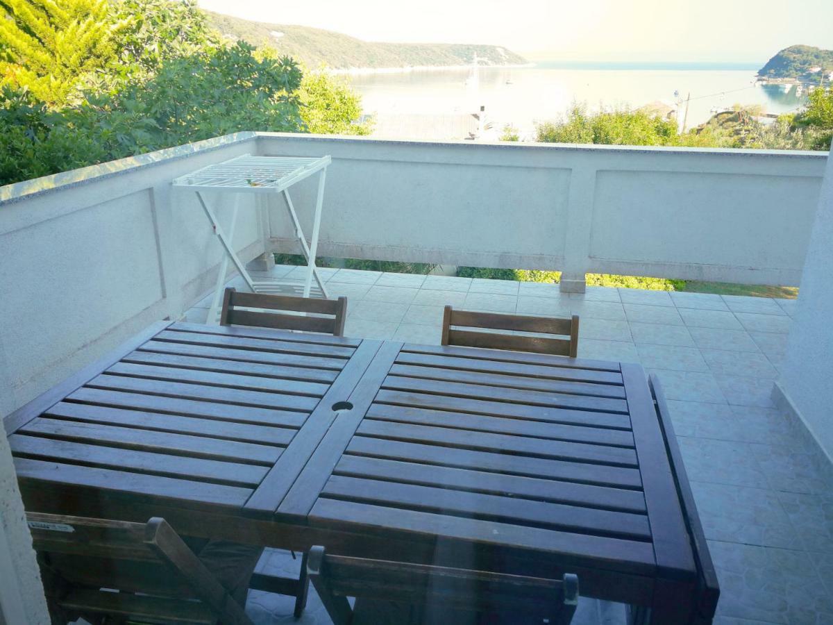 Family Friendly Apartments Island Rab Kampor Extérieur photo